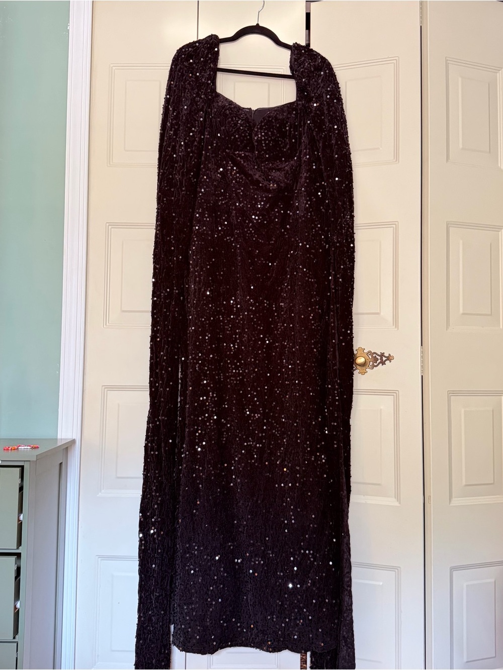 Elegant Black Sequin Velvet Evening Dress